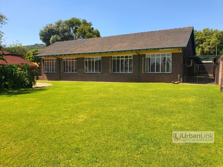 4 Bedroom Property for Sale in Safari Gardens North West